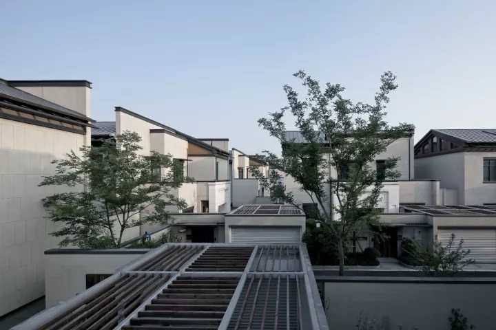 項(xiàng)目中公共空間與私密空間相互嵌套，空間感受豐富