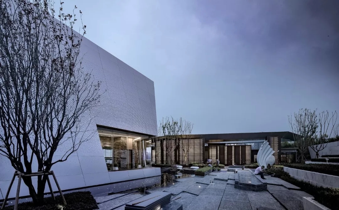 面向內(nèi)庭院的洞口 by蘇圣亮，天華建筑設(shè)計